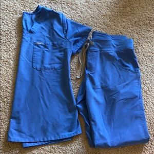 Figs Ceil Blue Scrub Set Size Medium